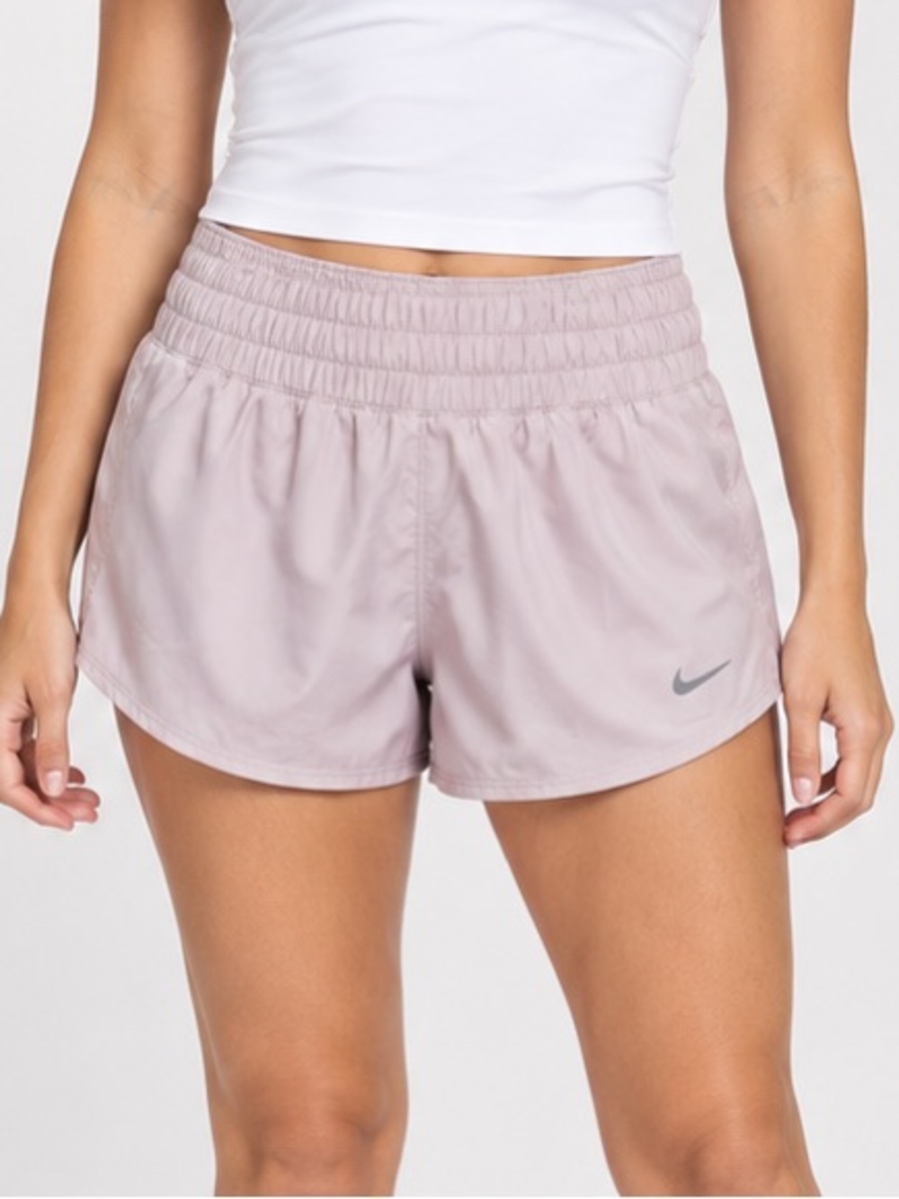 Nike Dri-FIT Women’s Training Shorts Size Small Mauve Blush Lavender 3” inseam